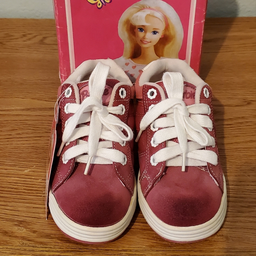 Vintage Barbie girls lace up sneakers shoes New With Tags  In Original Box